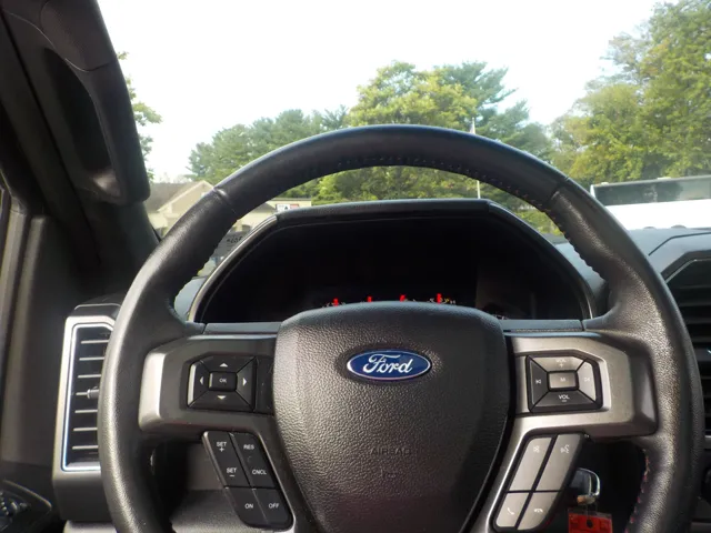 2018 Ford F-150 XLT photo 24