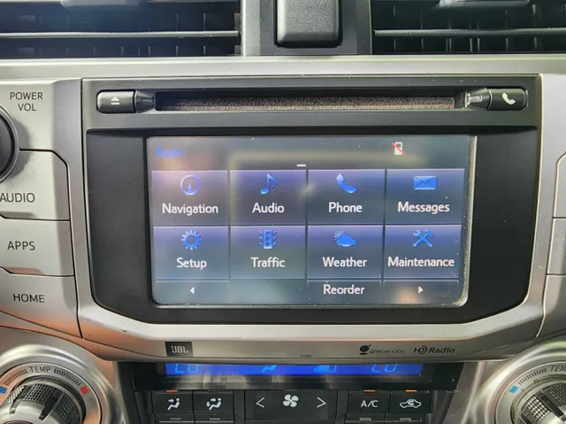 2014 Toyota 4Runner Limited 4WD V6 photo 24
