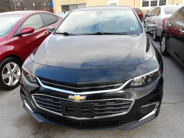2017 Chevrolet Malibu 1LT's photo