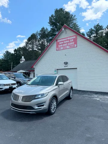 2015 Lincoln MKC Base
