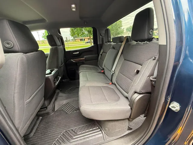 2021 Chevrolet Silverado 1500 RST - Photo 18
