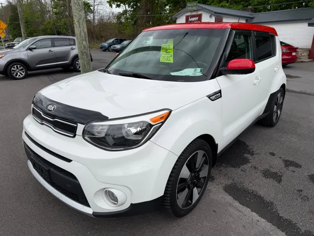2017 Kia Soul 2.0L + 6 A/T's photo