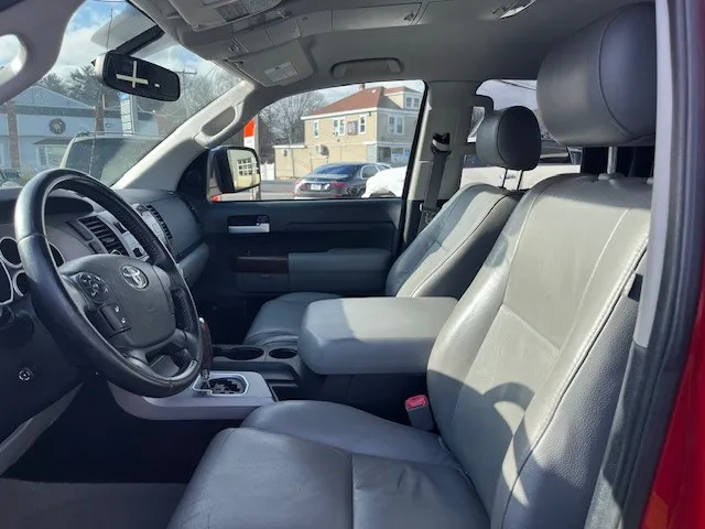 2011 Toyota Tundra Limited photo 4