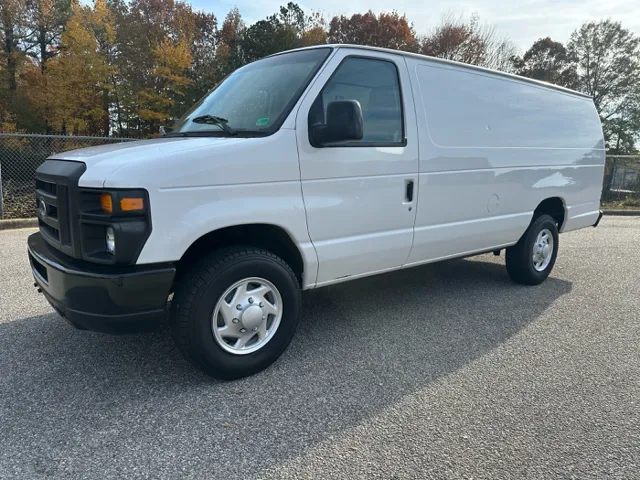 2011 Ford E-Series Econoline Van Commercial
