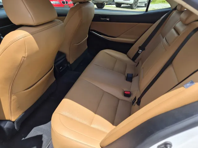 2014 Lexus IS 250 - Photo 14