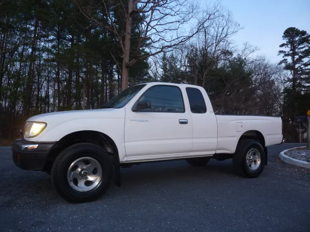 1999 Toyota Tacoma's photo