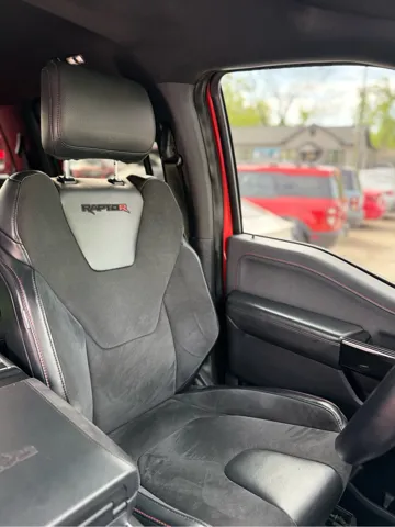 2023 Ford F-150 Raptor - Photo 16