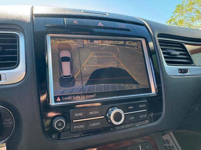 2012 Volkswagen Touareg Executive TDI
