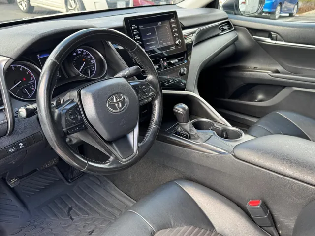 2021 Toyota Camry SE - Photo 9