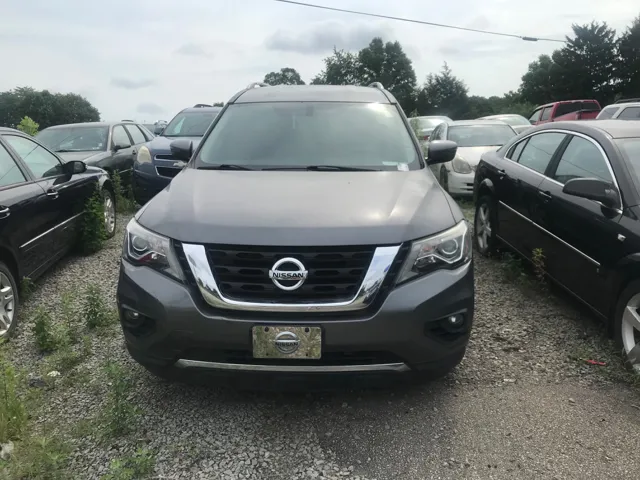 2019 Nissan Pathfinder SV