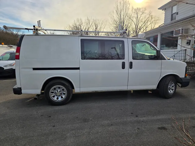 2013 Chevrolet Express Cargo Work Van - Photo 9