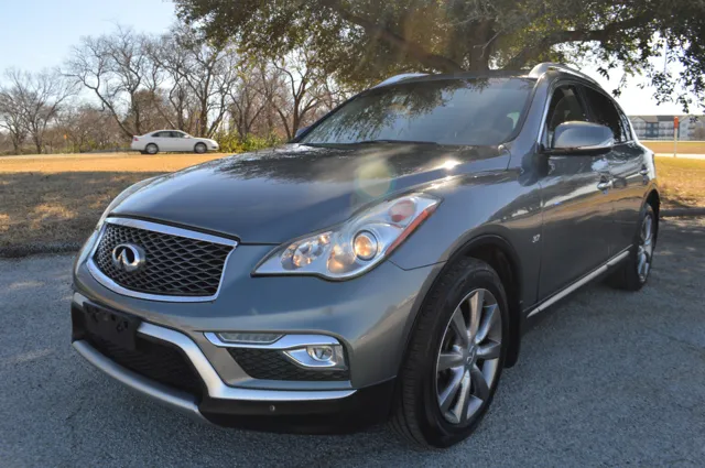 2016 INFINITI QX50 Base