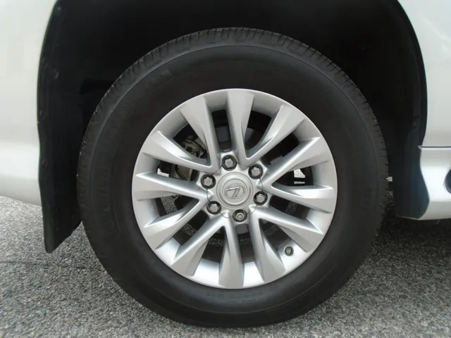 2023 Lexus GX PREMIUM - Photo 32