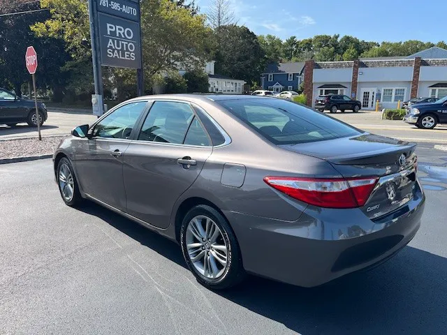 2015 Toyota Camry photo 2