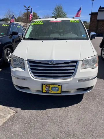 2010 Chrysler Town & Country Limited