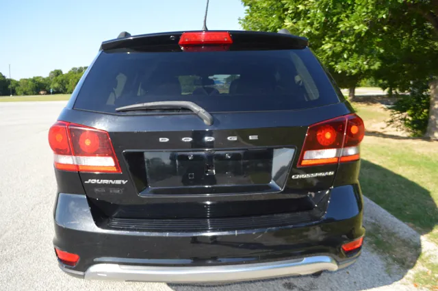 2019 Dodge Journey Crossroad - Photo 10