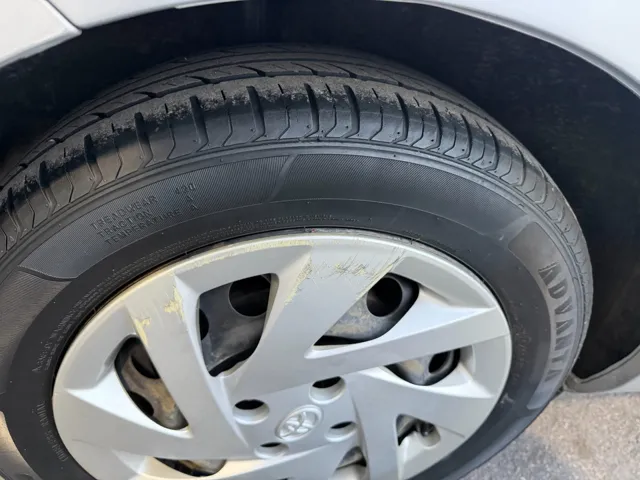 2015 Toyota Prius c Two - Photo 11