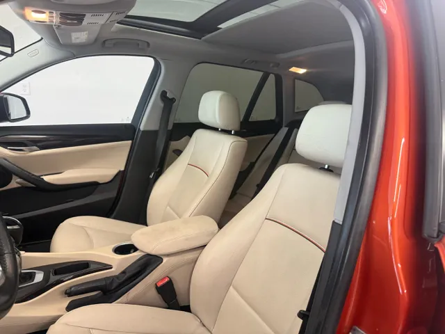 2015 BMW X1 28i - Photo 12
