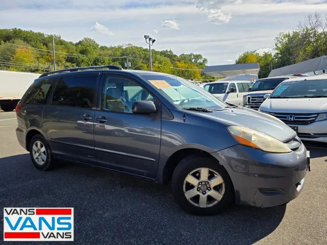 2008 Toyota Sienna LE
