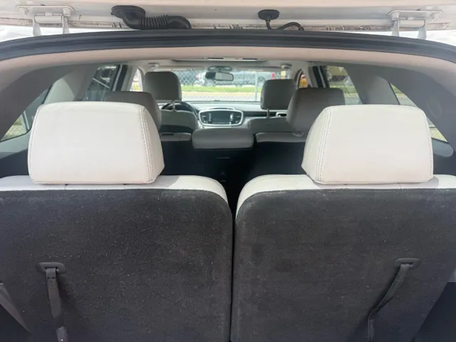 2017 Kia Sorento SX - Photo 12