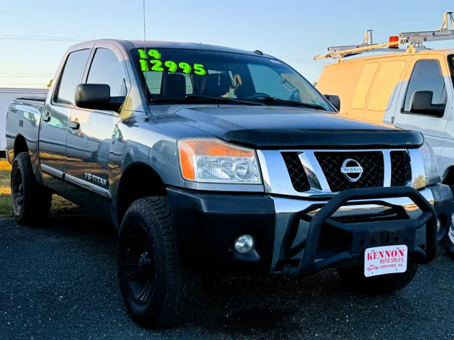 2014 Nissan Titan SV