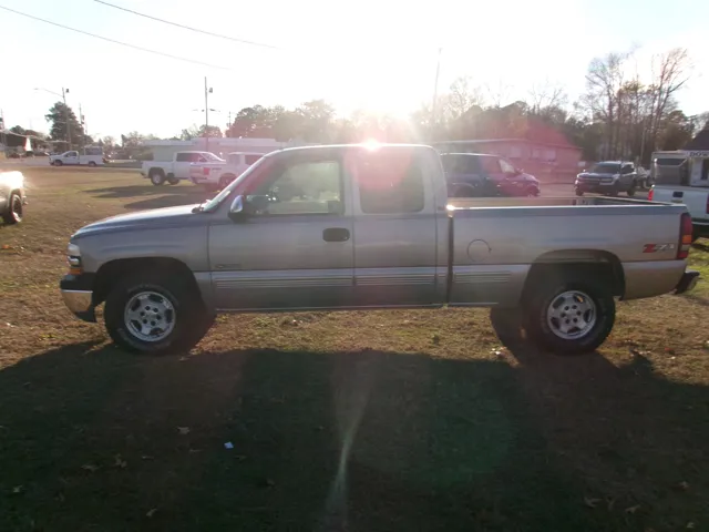 2002 Chevrolet Silverado 1500's photo