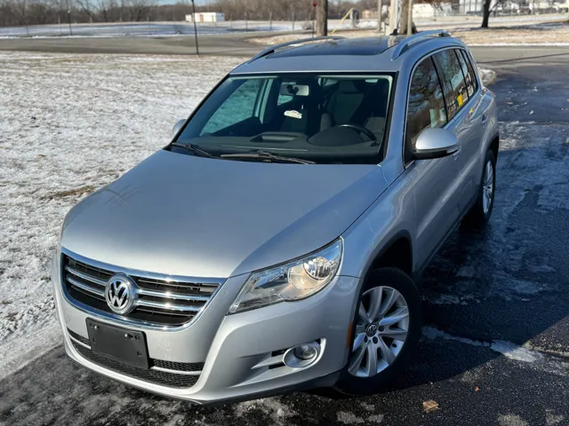 2010 Volkswagen Tiguan SEL - Photo 16