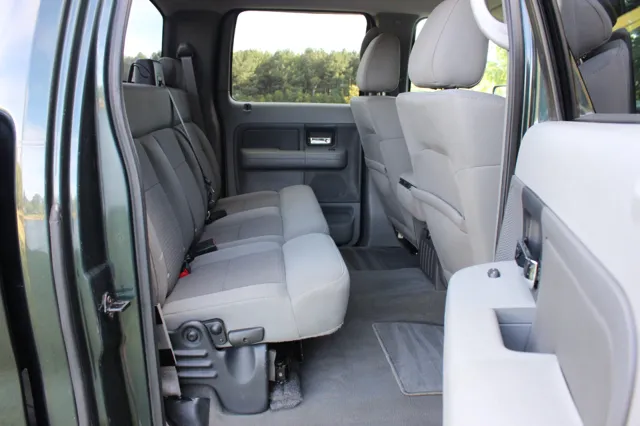 2004 Ford F-150 XLT - Photo 16