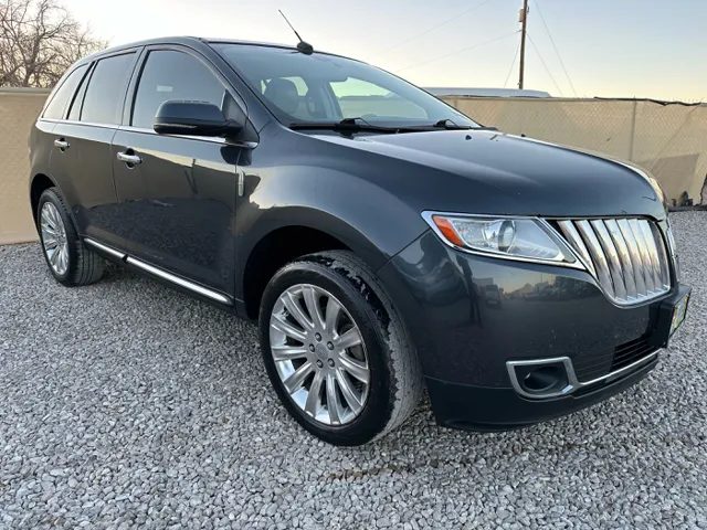 2013 Lincoln MKX Base