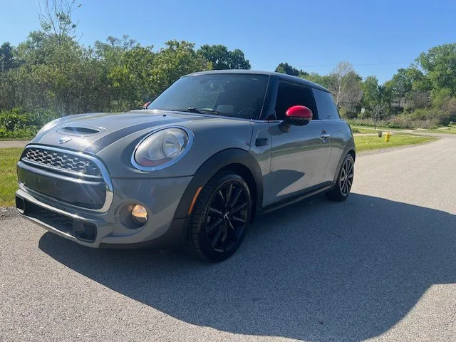 2014 MINI Cooper S's photo