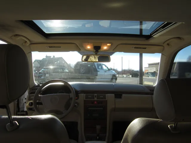 1999 Mercedes-Benz E-Class Base - Photo 13