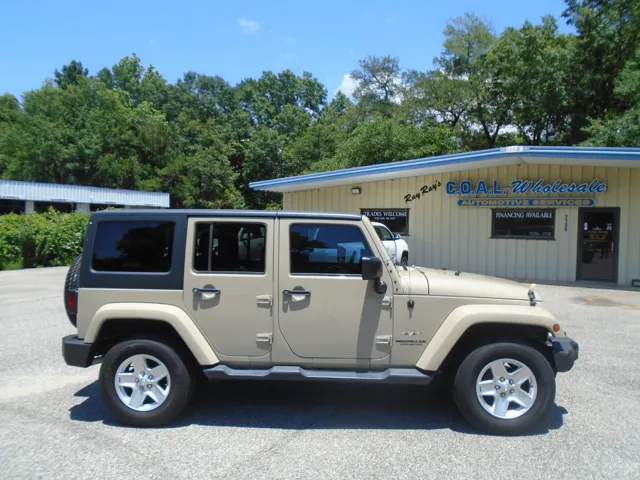 2017 Jeep Wrangler Unlimited Sahara - Photo 19