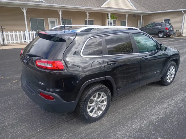 2016 Jeep Cherokee Latitude - Photo 6