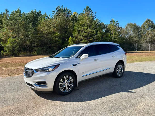 2019 Buick Enclave Avenir's photo