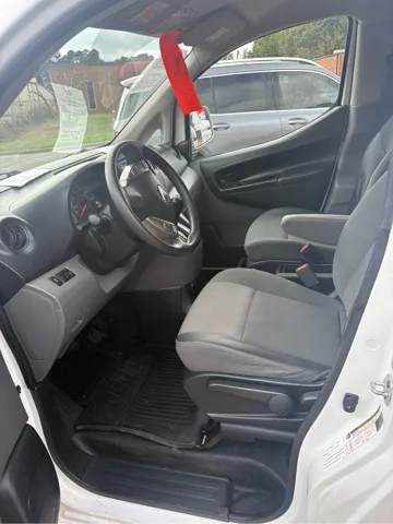 2018 Nissan NV200 SV - Photo 8