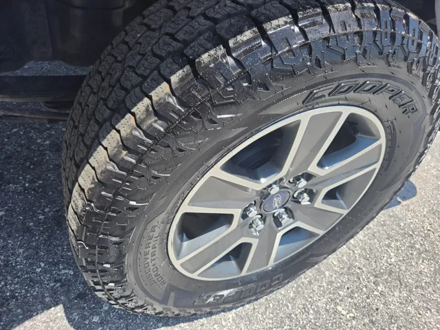 2016 Ford F-150 Lariat - Photo 10