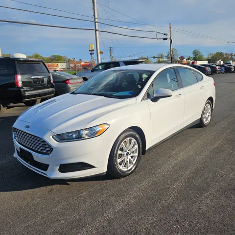 2016 Ford Fusion S
