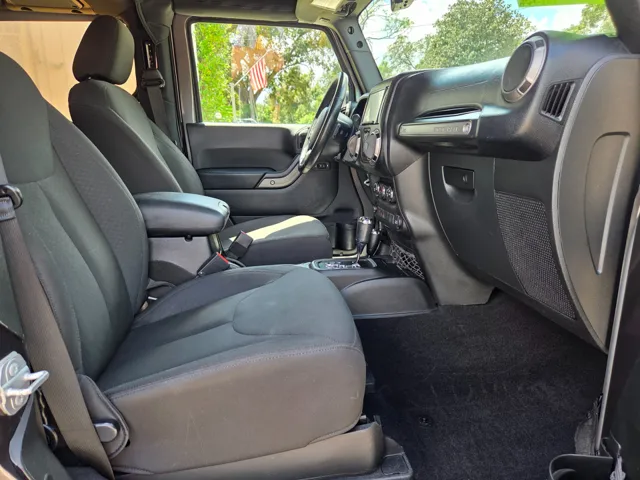 2016 Jeep Wrangler Sport Willys photo 23