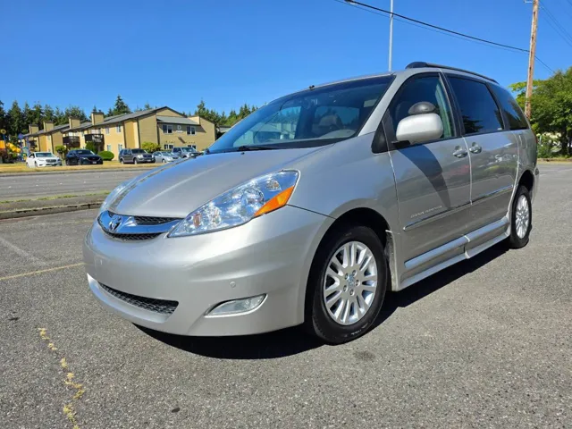 2010 Toyota Sienna