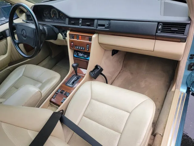 1991 Mercedes-Benz 300 - Photo 21