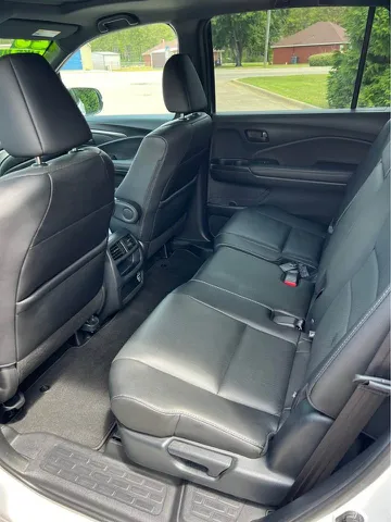 2023 Honda Passport EX-L - Photo 11