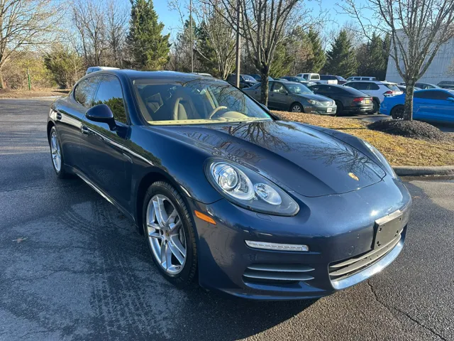 2015 Porsche Panamera Base