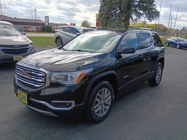 2017 GMC Acadia SLE-2