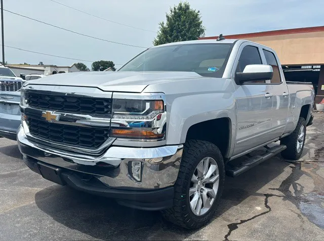 2017 Chevrolet Silverado 1500 LT 4X4 Double Cab Std Box's photo