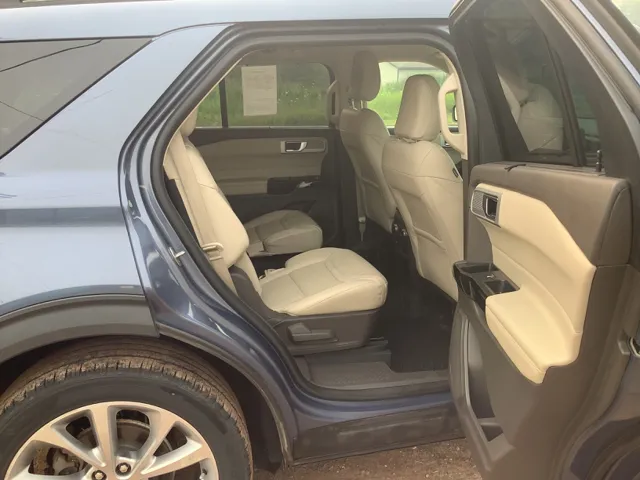2021 Ford Explorer Platinum - Photo 19