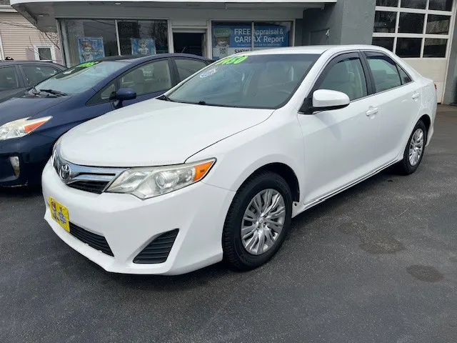 2014 Toyota Camry LE