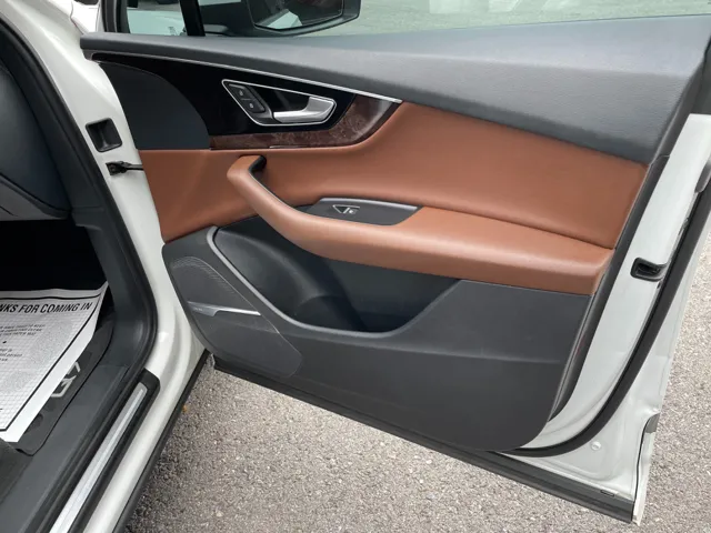 2019 Audi Q7 Premium Plus photo 25