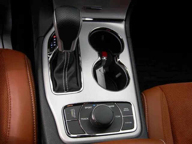 2018 Jeep Grand Cherokee Trackhawk - Photo 14