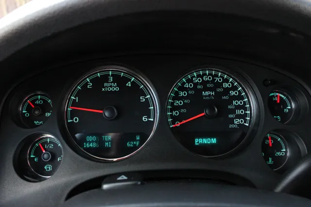 2011 Chevrolet Suburban LT - Photo 28