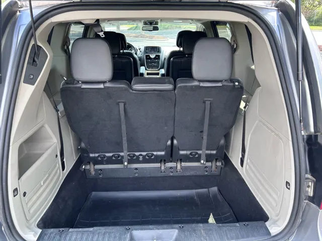 2015 Chrysler Town & Country Touring - Photo 12